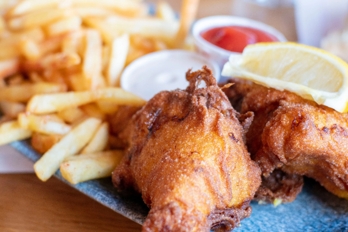 Marston's has cashed in on cheap and cheerful classic pub grub (Photo by Andy Wang on Unsplash)