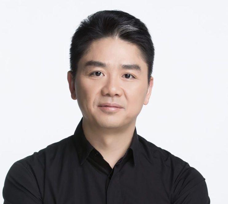 The founder of the Chinese e-commerce giant JD.com, Richard Liu, has been silently leading the company from London despite stepping down as chief executive in 2022.