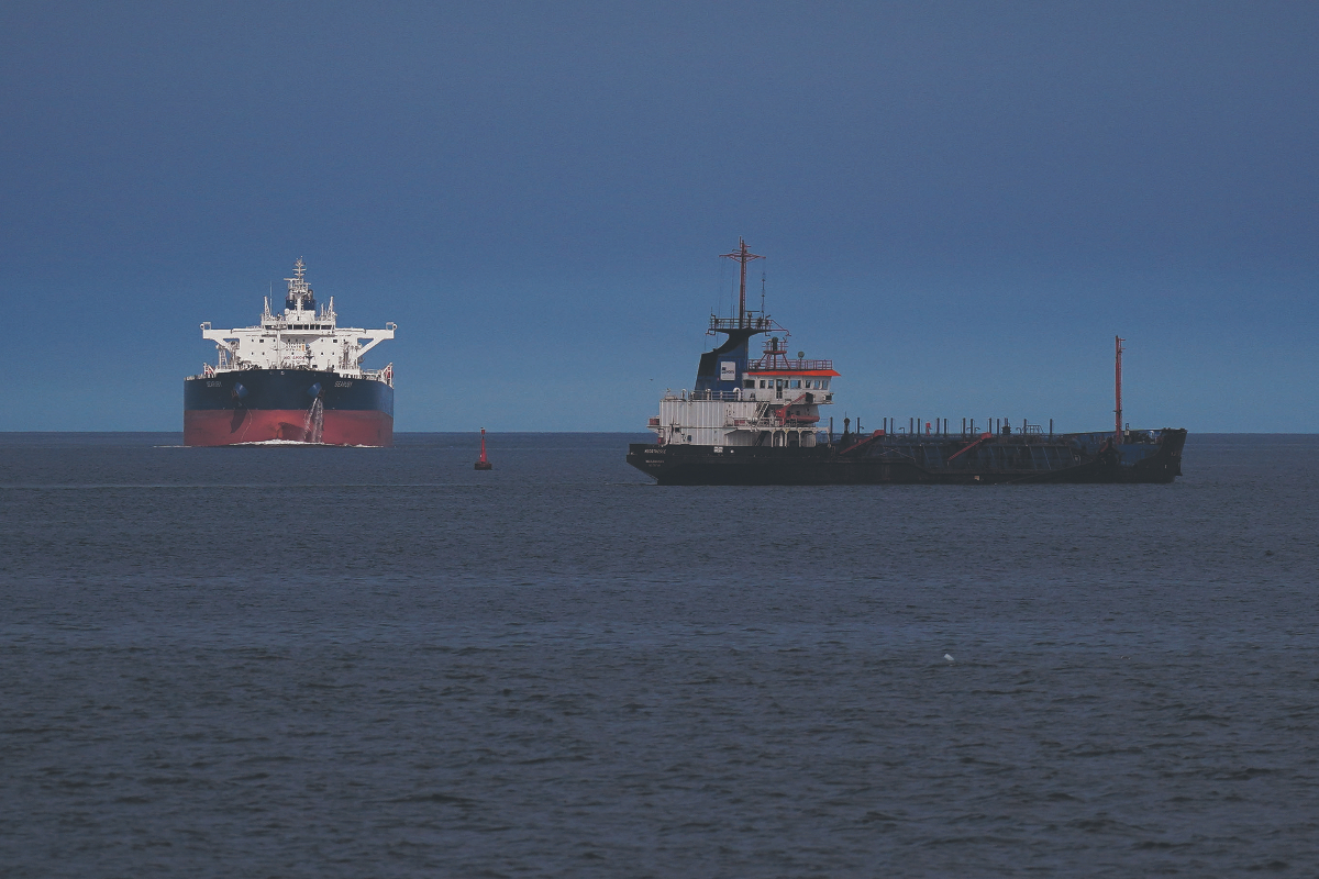 Maritime surveillance firm Windward narrows losses as global trade rebounds