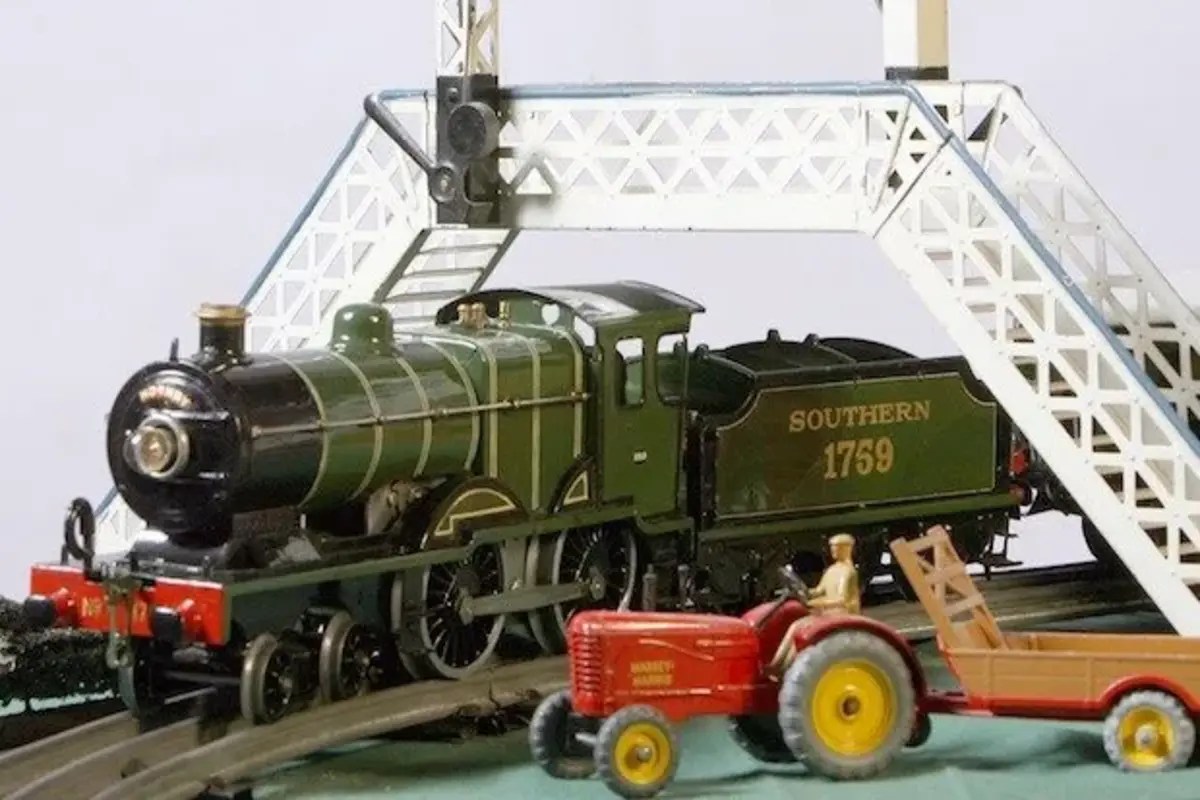 Hornby issues jobs warning amid Mike Ashley-led turnaround