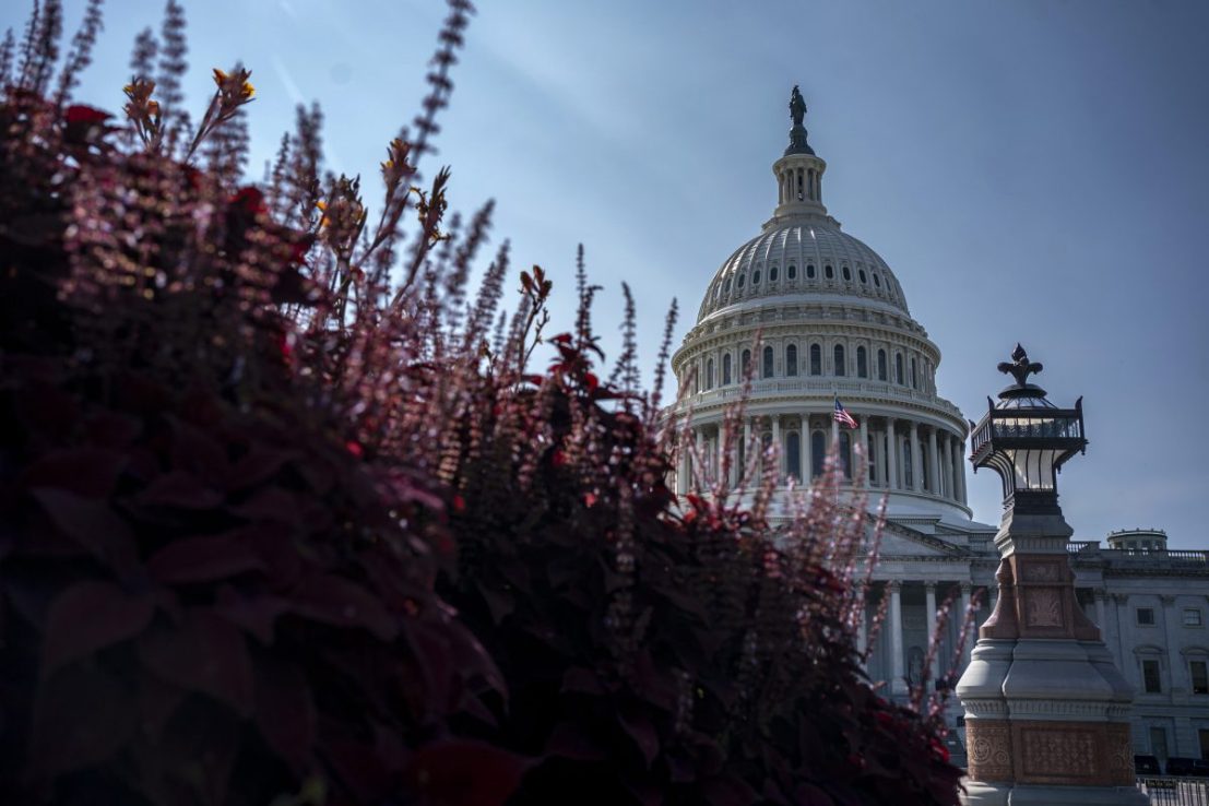US inflation has edged up ahead of an all-important Federal Reserve decision on interest rates. 