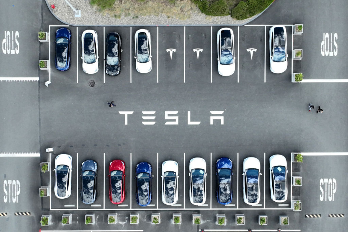 Why boss of FTSE 100 giant Auto Trader might ditch his Tesla