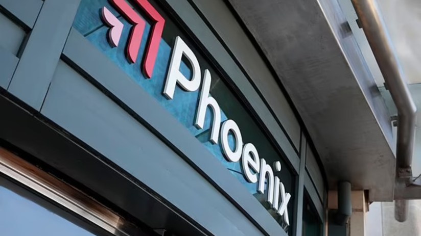 Phoenix is to change it names to Standard Life.