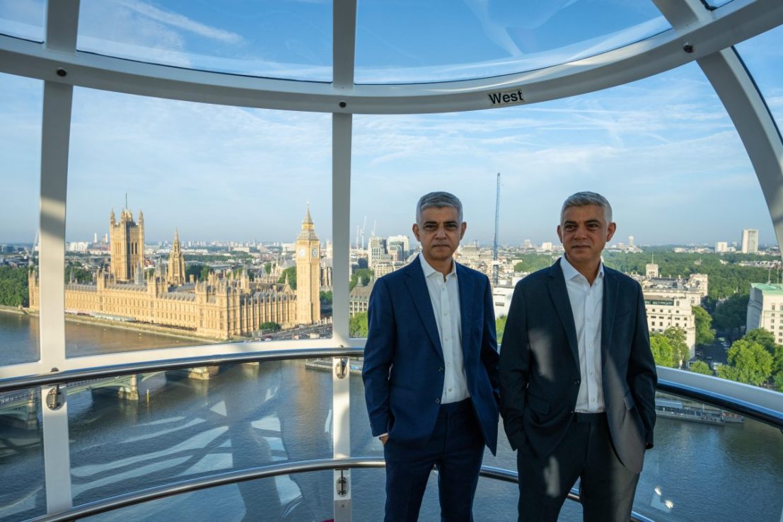 LONDON, ENGLAND - JULY 30: London mayor Sadiq Khan poses for a photograph with a waxwork model on the London Eye on July 30, 2024 in London, England. Labour's Sadiq Khan won a historic third term as London Mayor in May.  (Photo by Carl Court/Getty Images)