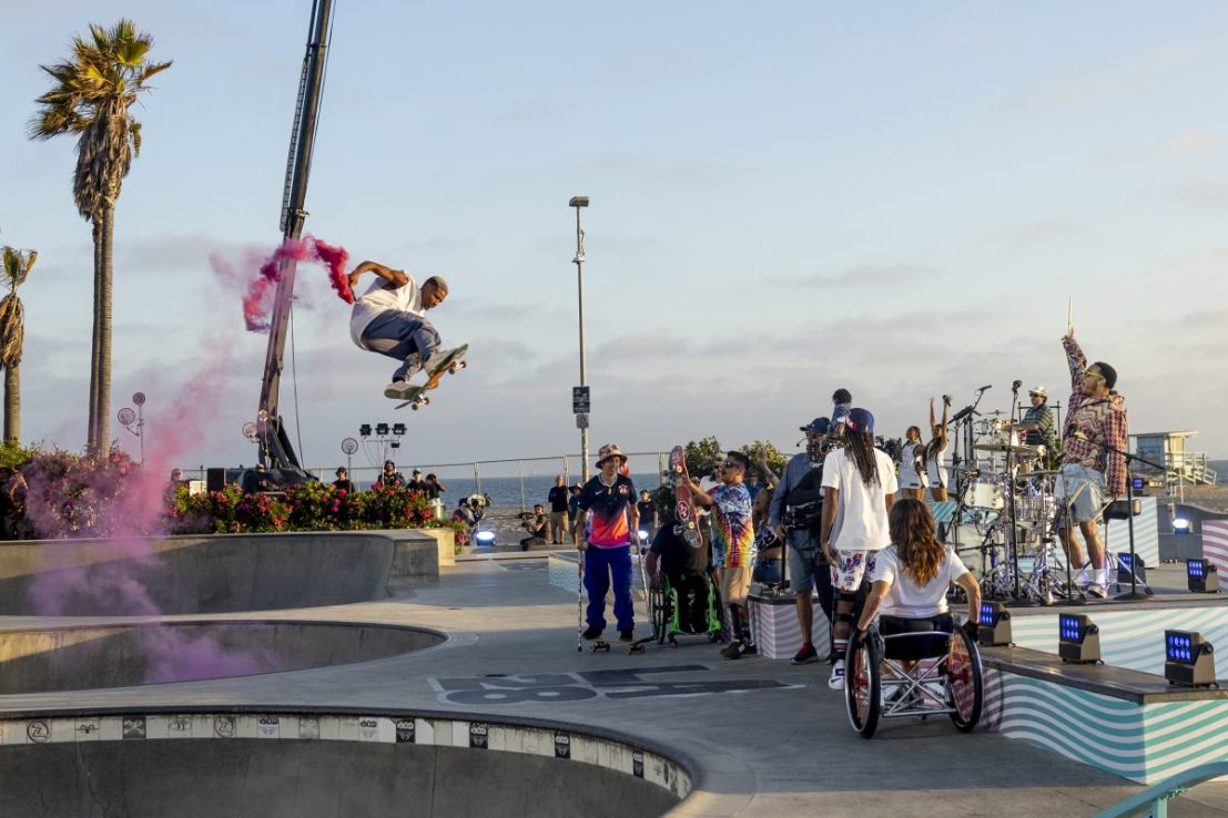 Olympic triathlon champion Alex Yee will defend his title along Venice Beach as the latest round of venues for the 2028 Los Angeles Games were announced.