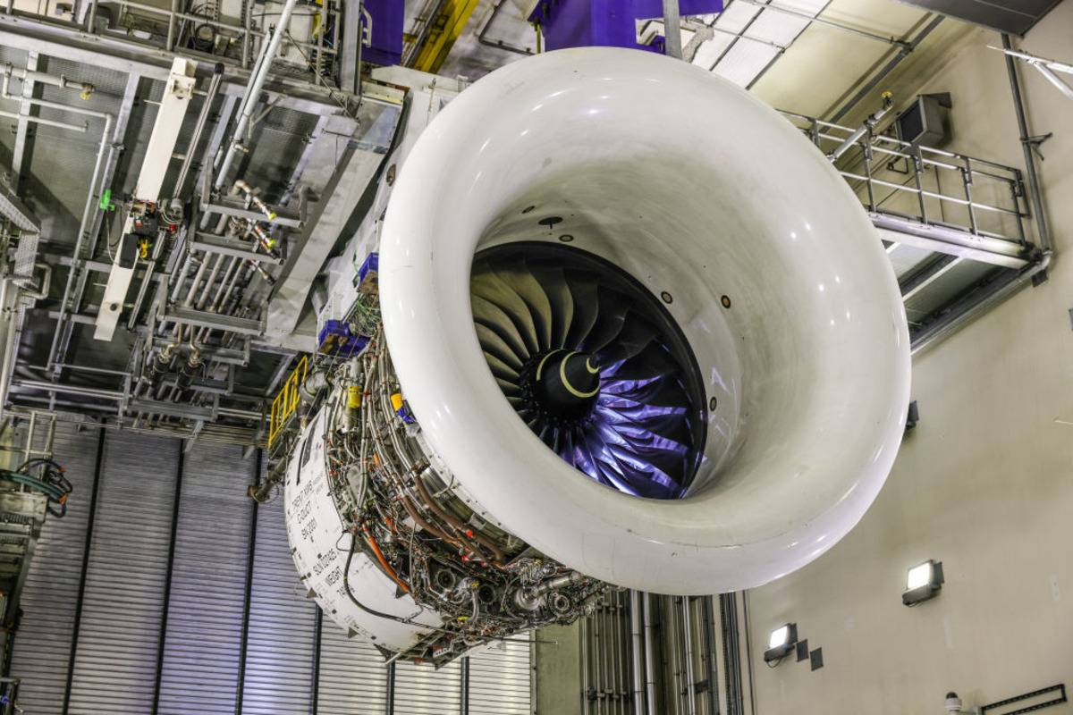 Rolls-Royce: FTSE 100 shares near record high