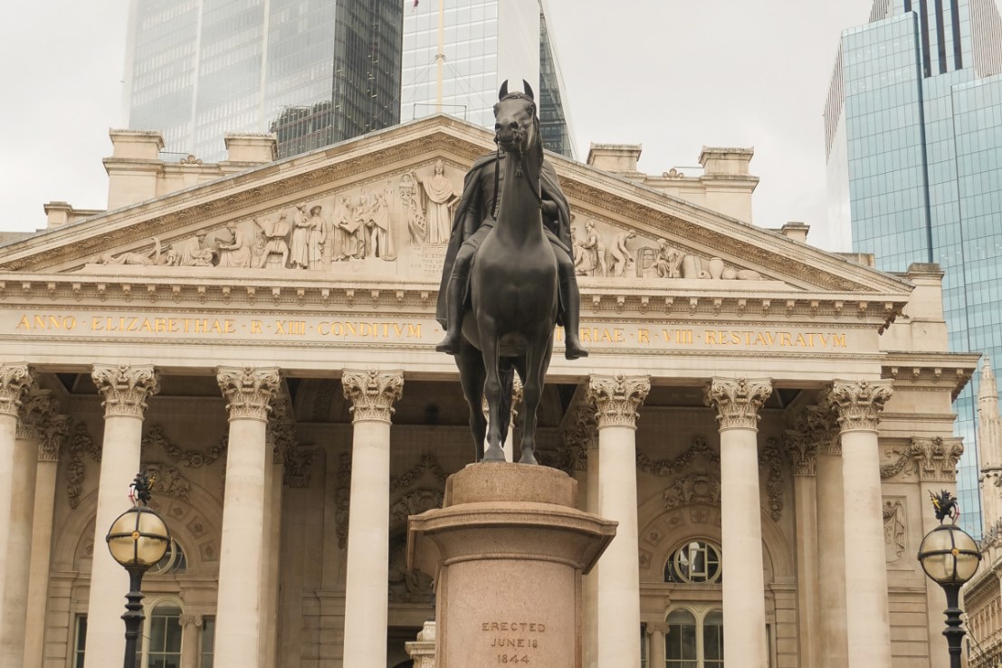 Businesses are now mildly confident about growth, according to a new survey.