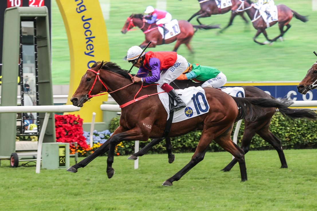 Ensued runs in the Group Three Premier Plate for John Size at Sha Tin on Sunday.