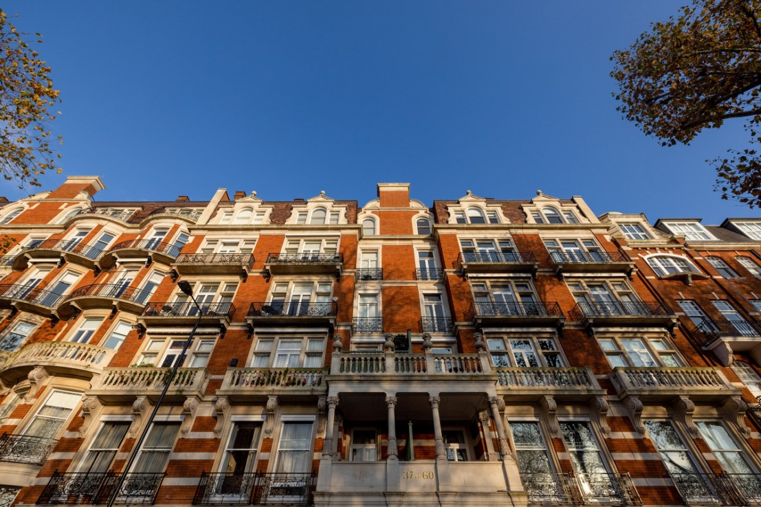 London's super-prime homes still cost less than they did in 2014 (Photo by Jason Alden/Bloomberg via Getty Images)
