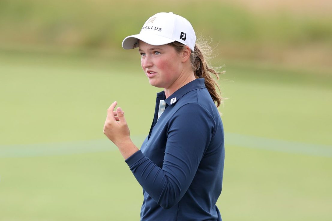 Lottie Woad has been installed as favourite for the Women's Open despite only just turning pro 