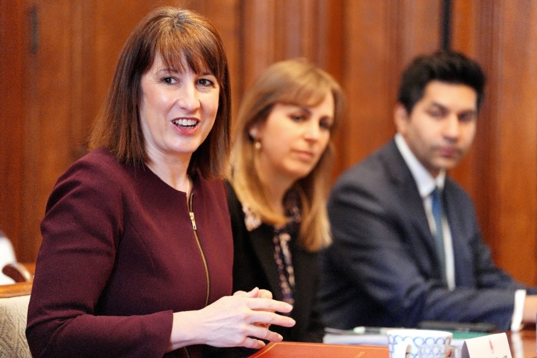 Rachel Reeves has faced warnings on freezing income tax thresholds.