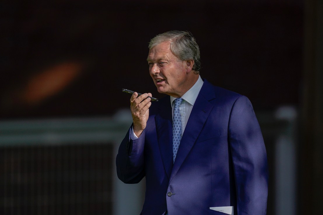 Handshakes all round for Royal winner at York