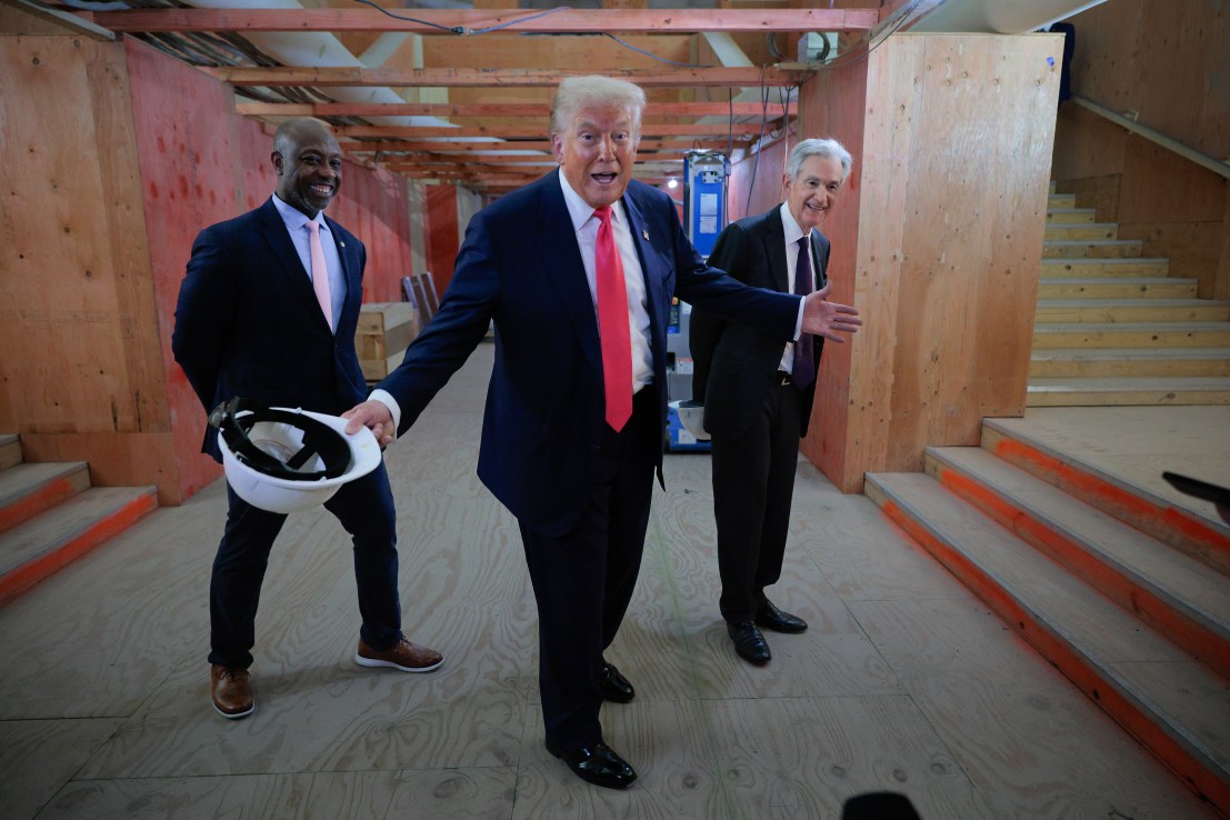 WASHINGTON, DC - JULY 24: (L-R) U.S. Sen. Tim Scott (R-SC), President Donald Trump and Federal Reserve Chair Jerome Powell 