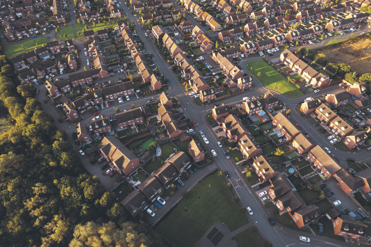 ‘Urgent and consistent’ policies needed to revive SME housebuilding