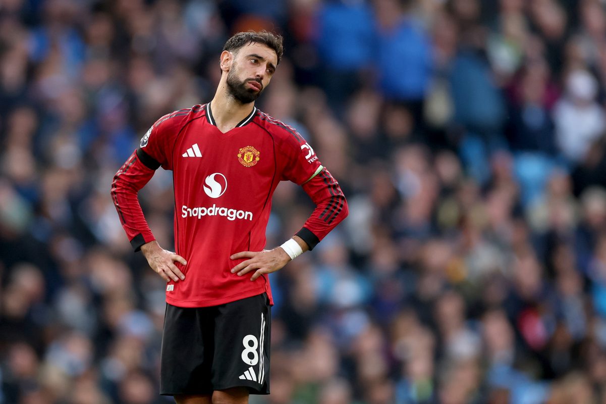 Manchester United record sixth consecutive loss despite cuts