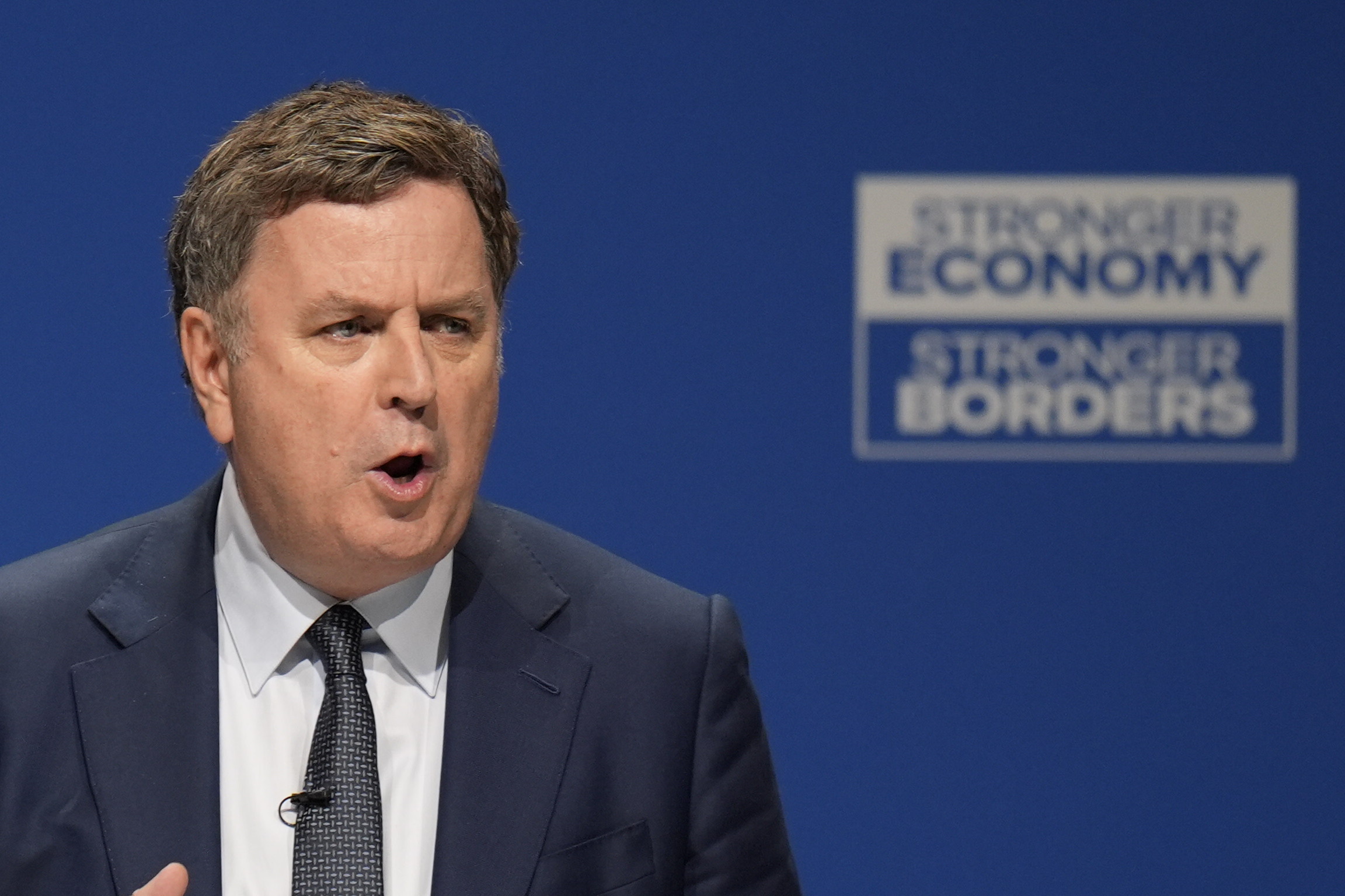 Mel Stride pledges sweeping tax cuts for businesses and young people