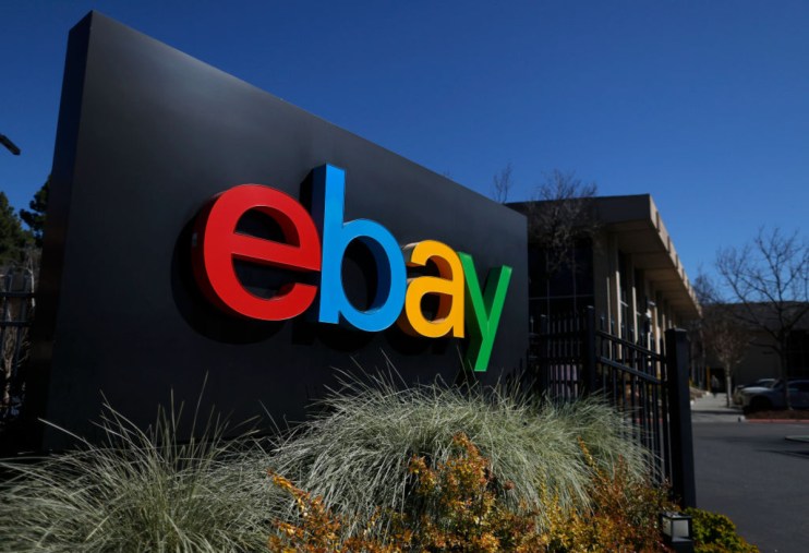 GettyImages 2202154119 showcasing a dynamic business meeting with diverse professionals discussing strategies in a modern ...