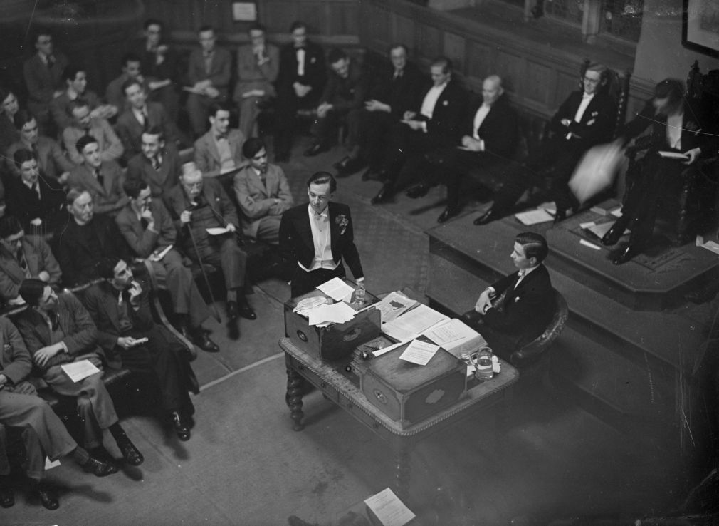 April 1939:  Julian Amery addressing a group at Oxford University Union in favour of conscription.  (Photo by Walter Bellamy/London Express/Getty Images)