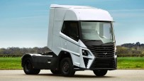 HVS unveils UKs first zero-emission hydrogen electric HGV with class-leading 370-mile range on display.