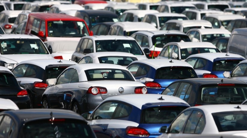 Breaking news concept with abstract digital globe, binary code, and network connections representing global communication.