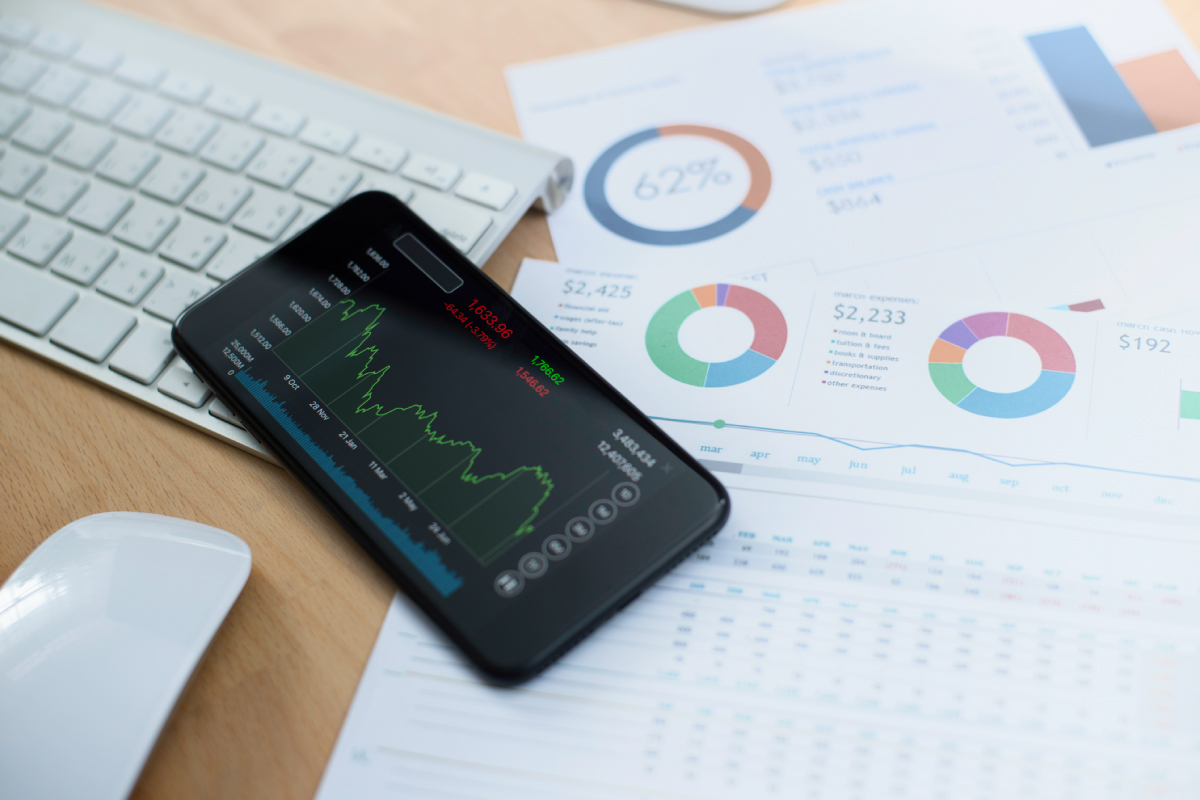Currency Volatility & Budgeting: Smart Strategies for Financial Stability Currency Volatility & Budgeting: Smart Strategies for Financial Stability
