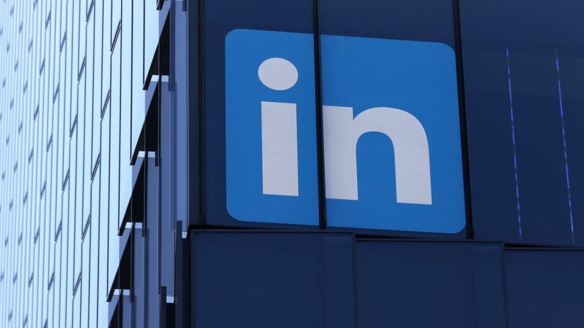 Getty Images logo on a smartphone screen against a blurred background, representing digital media and stock photography.