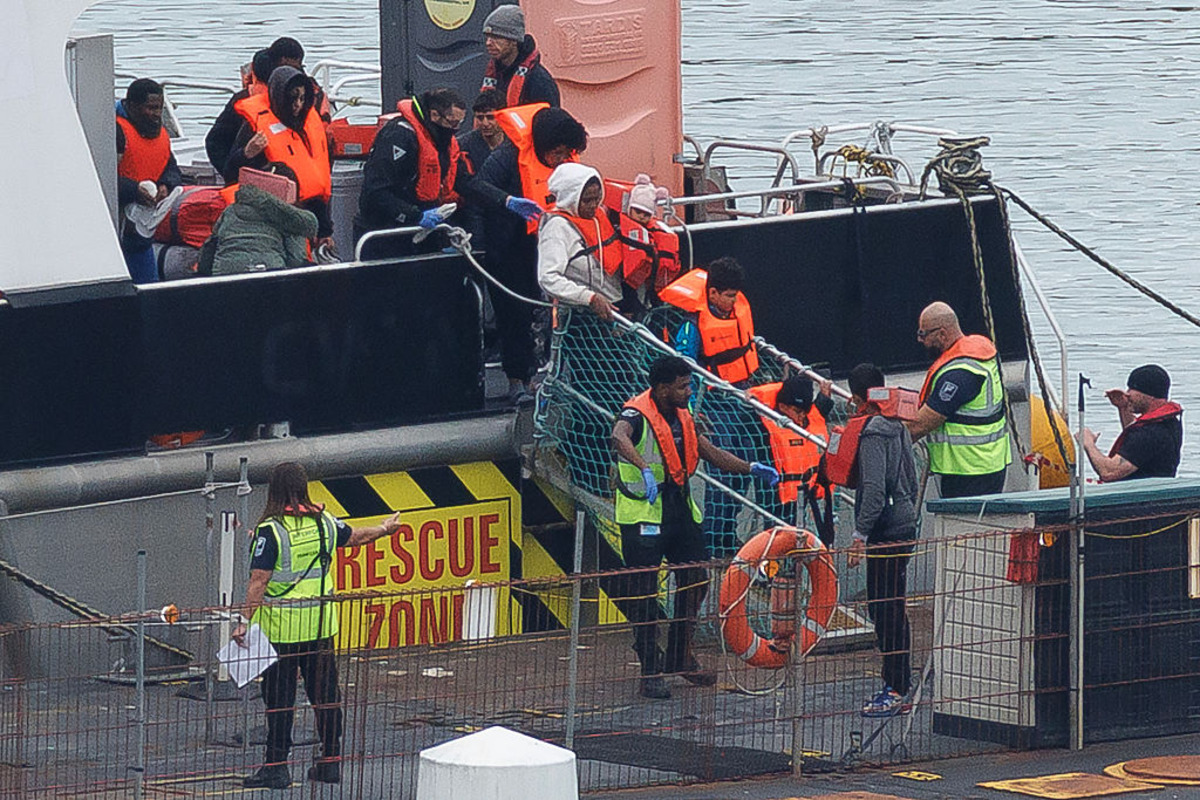 Profit slashed at billionaire's asylum accommodation empire