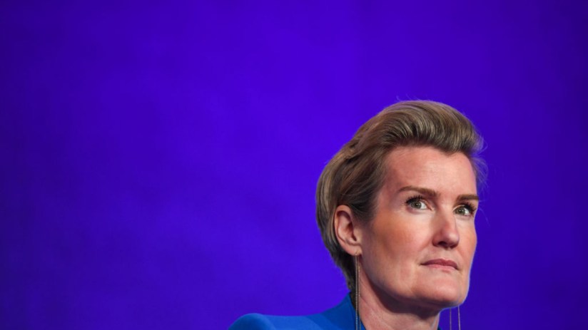 Haviland cityscape with bustling streets and iconic landmarks under a clear blue sky, highlighting vibrant urban life