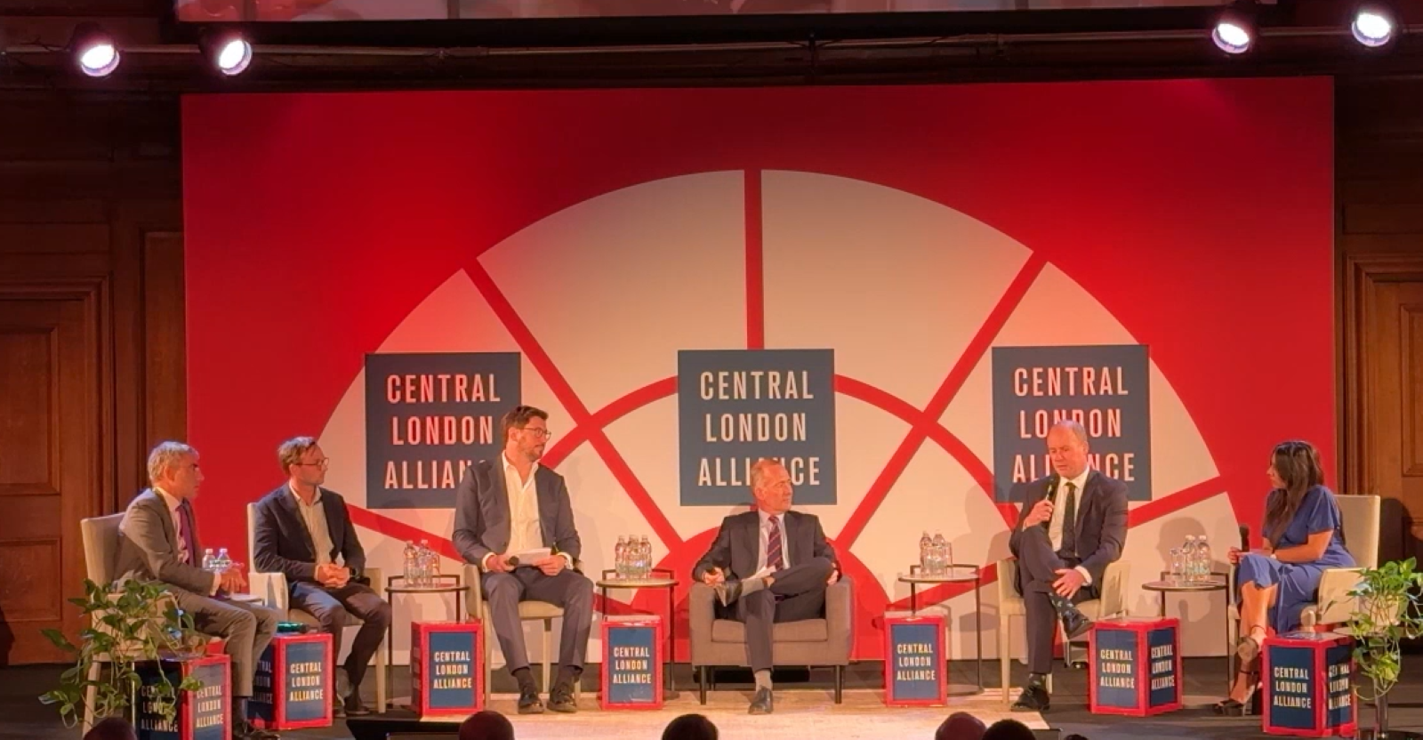 Business Leaders and Experts Urge for Smarter Planning in London