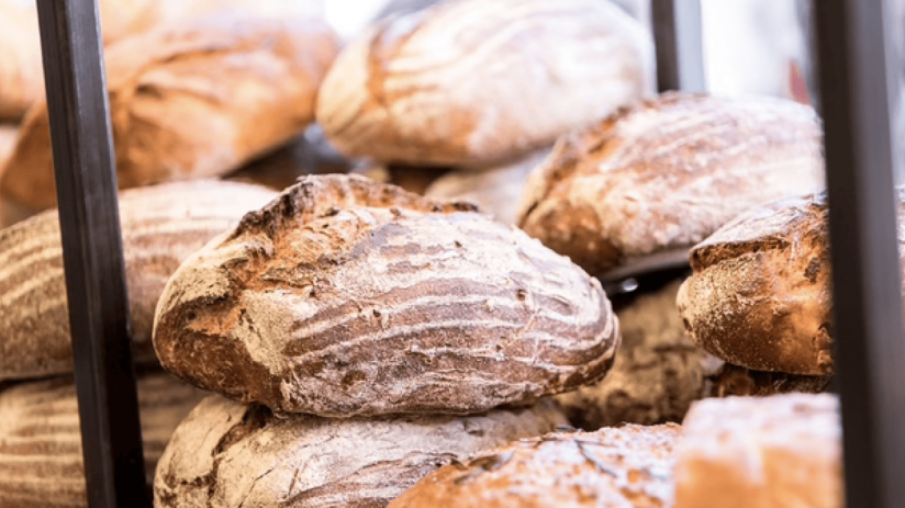 Screenshot displaying a news article draft with empty title, general category, and no tags, dated November 30, 2025.