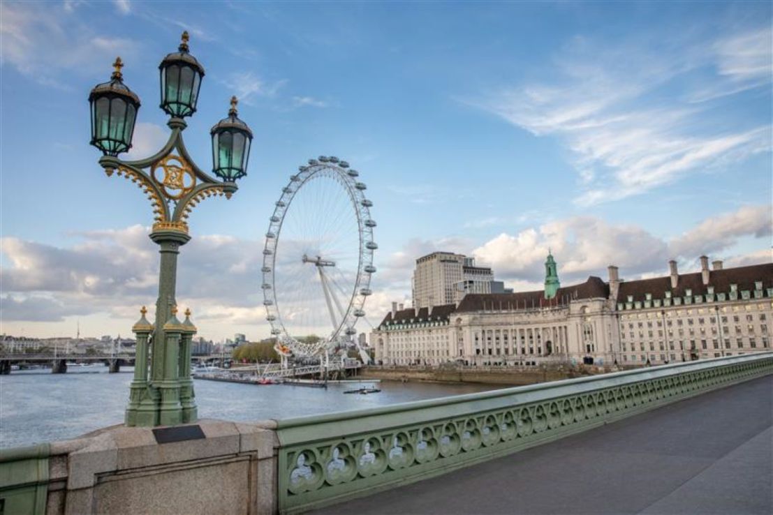 Falling tourism comes as London hotels are battling rising costs