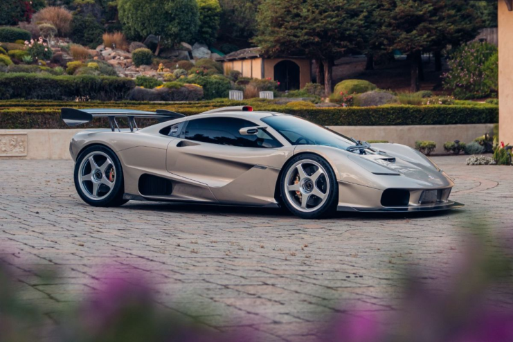 Breaking news update with dynamic charts and graphs displaying financial trends on a business website interface.