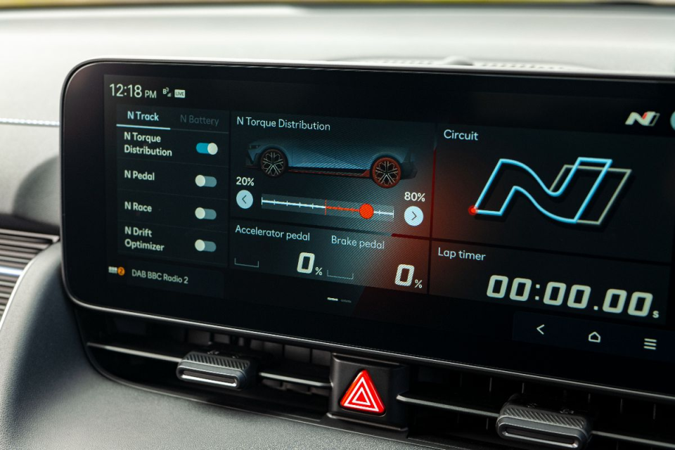 Breaking news highlights in a general news article with diverse topics, featuring a dynamic and engaging visual layout