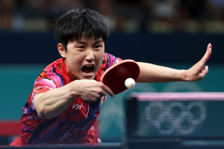 GettyImages stock market graph showing upward trend, symbolizing economic growth and business investment opportunities