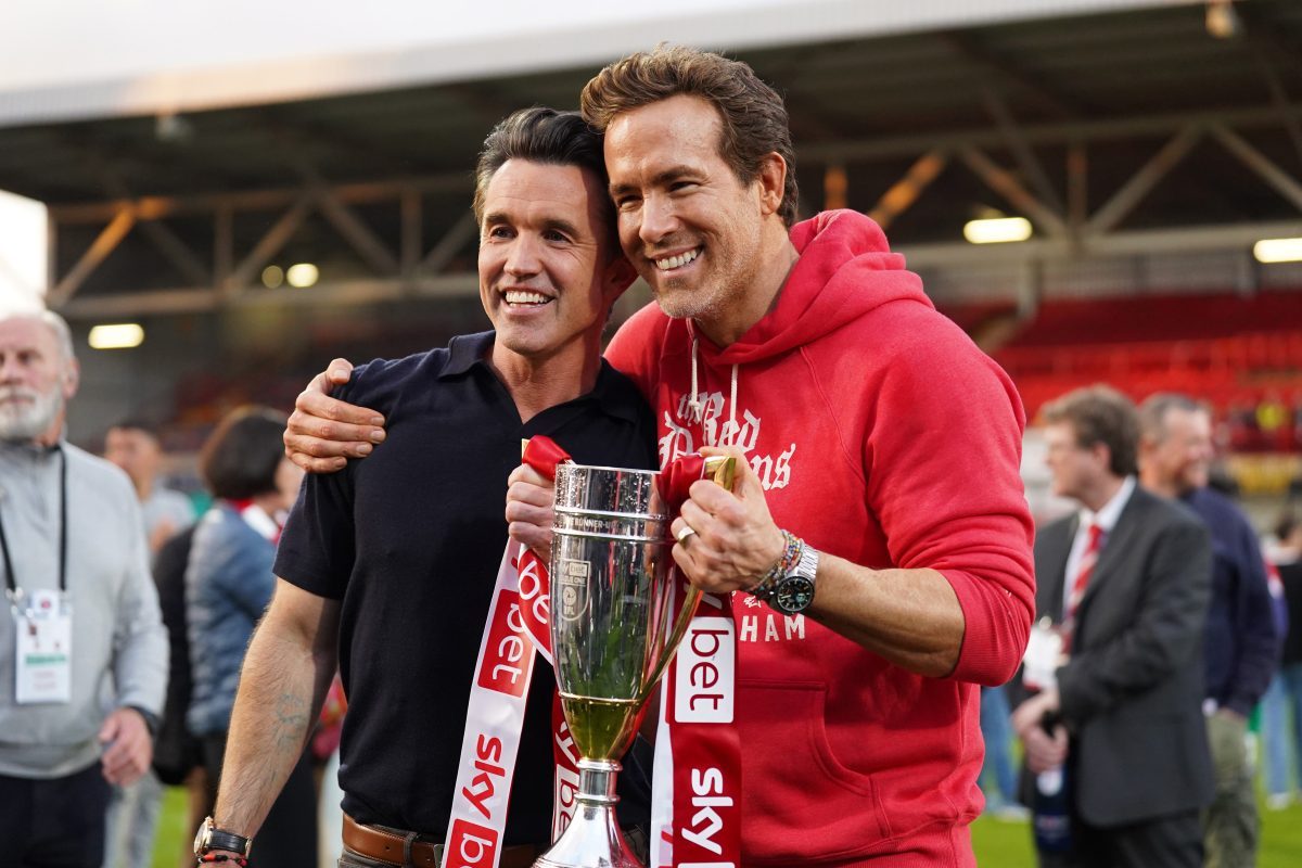 Reynolds and Mac sell stake in Wrexham AFC to major sport investors