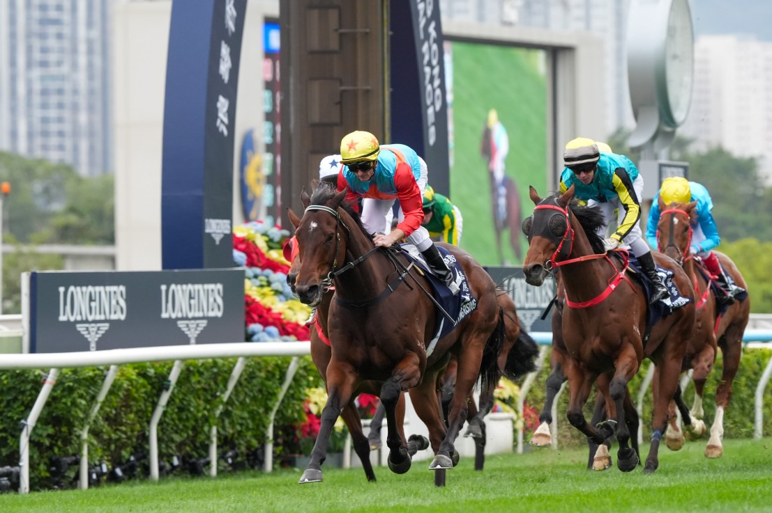 Ka Ying Rising won his second Longines Hong Kong Sprint in spectacular fashion