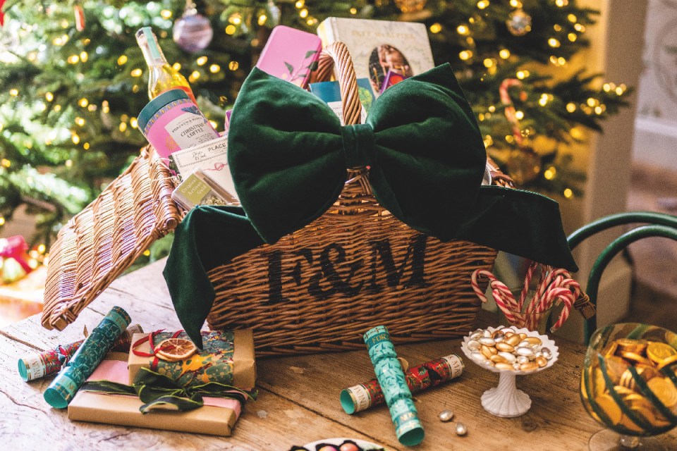 Christmas gifts 2025: Luxury food hamper with gourmet treats and fine wines, ideal for festive occasions and premium gift-giving experiences