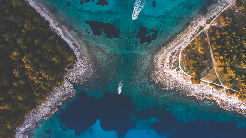 Future tech innovation in 2025 showcasing advanced AI solutions and sustainable energy developments in a business setting.