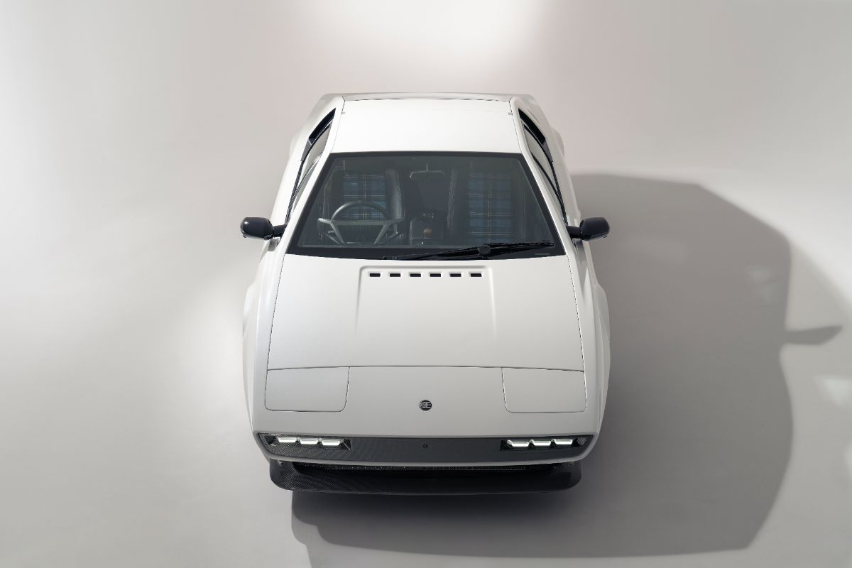 Lotus Esprit is back as a £430k carbon fibre restomod