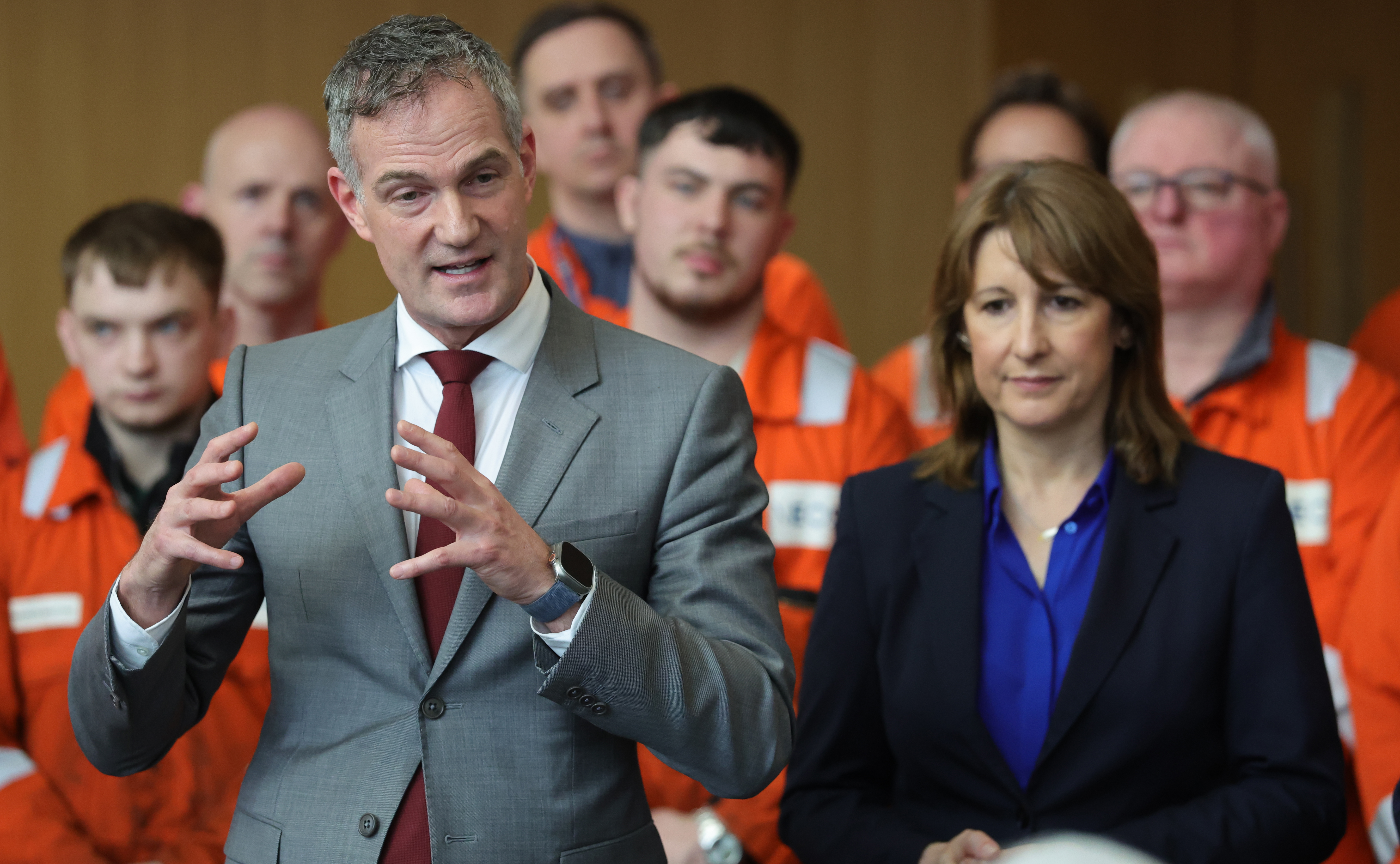 Labour in Talks to Extend Non-Dom Grace Period Amid Wealth Exodus