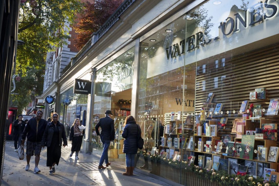 Waterstones to book chairman as London listing gains pace