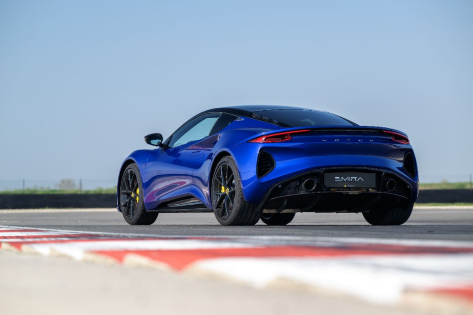 Breaking news update on recent event with detailed analysis from industry experts, highlighting key aspects and implications