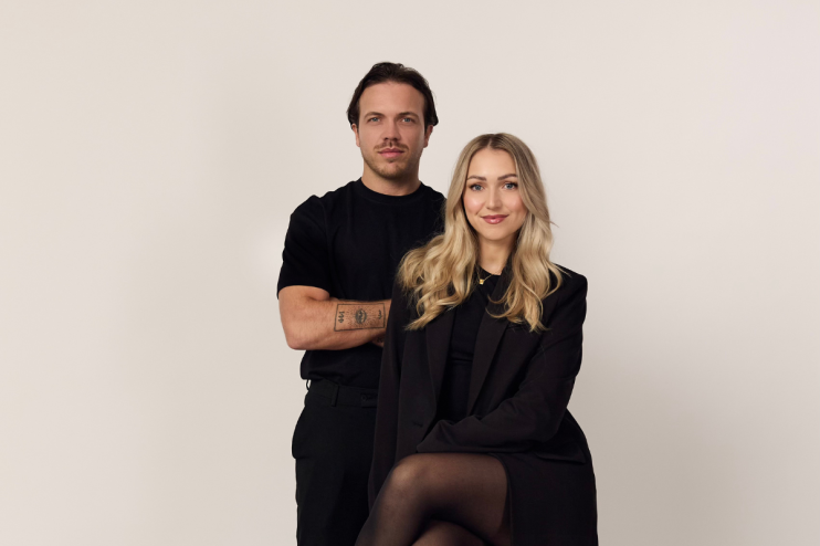 Unable to generate alt text due to lack of article content and context.