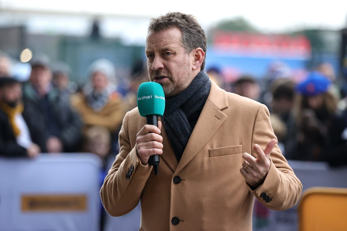 Fans negative towards Samsung and Virgin Atlantic Six Nations in-game adverts