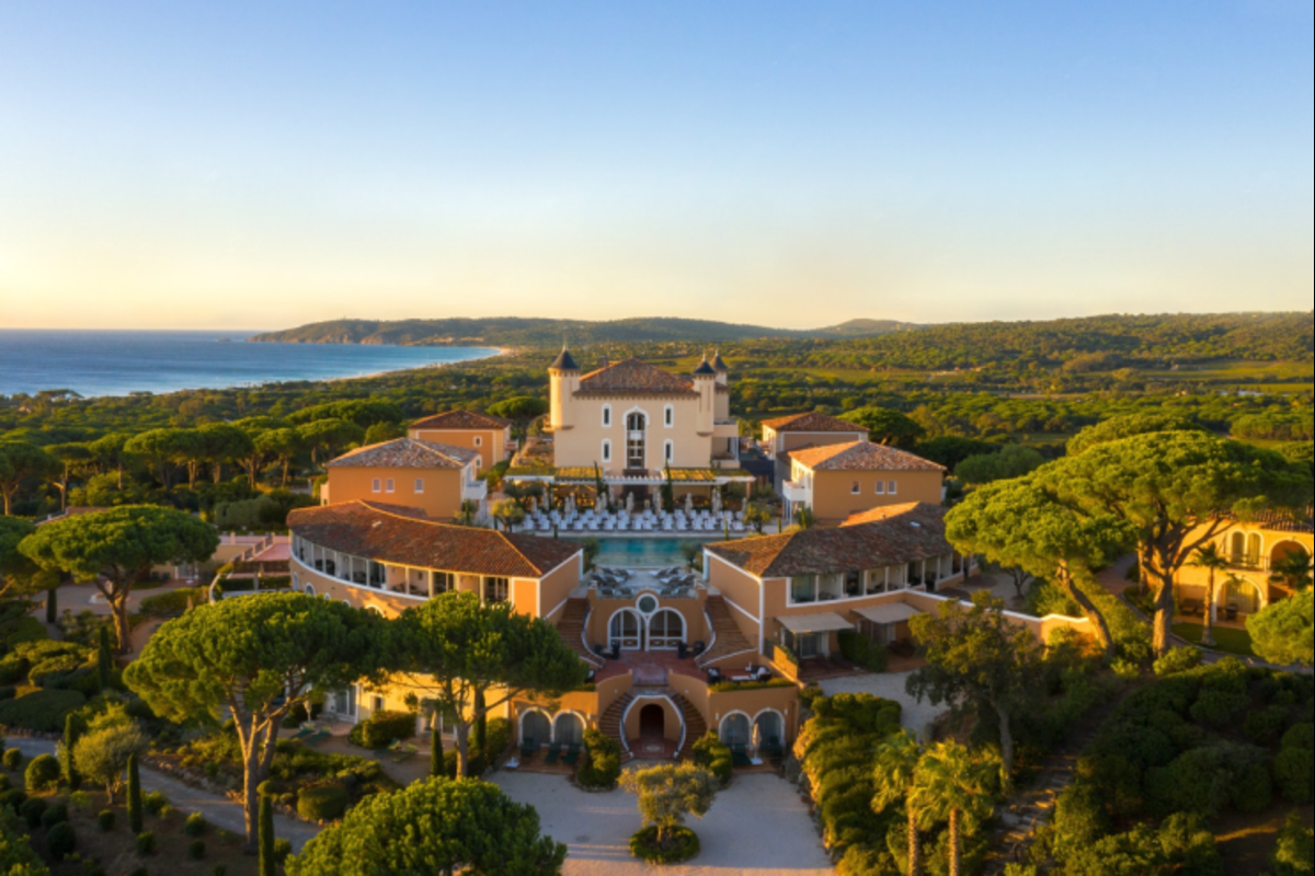 White Lotus Chateau Bans Journalists, City Gossip Unveils PR Stunts and Crypto Woes