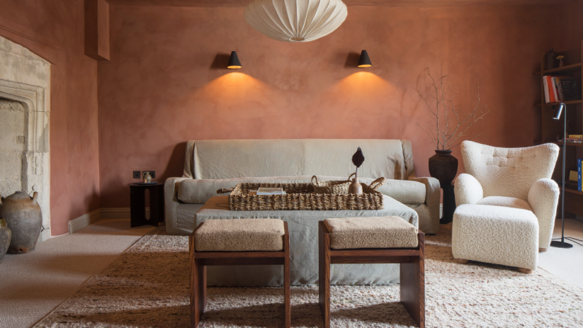 Without the specific content of the article, its challenging to generate an accurate alt text. Please provide more details...