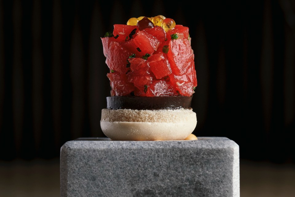 Materia 11 detailed view showcasing intricate design elements in a business or technology setting