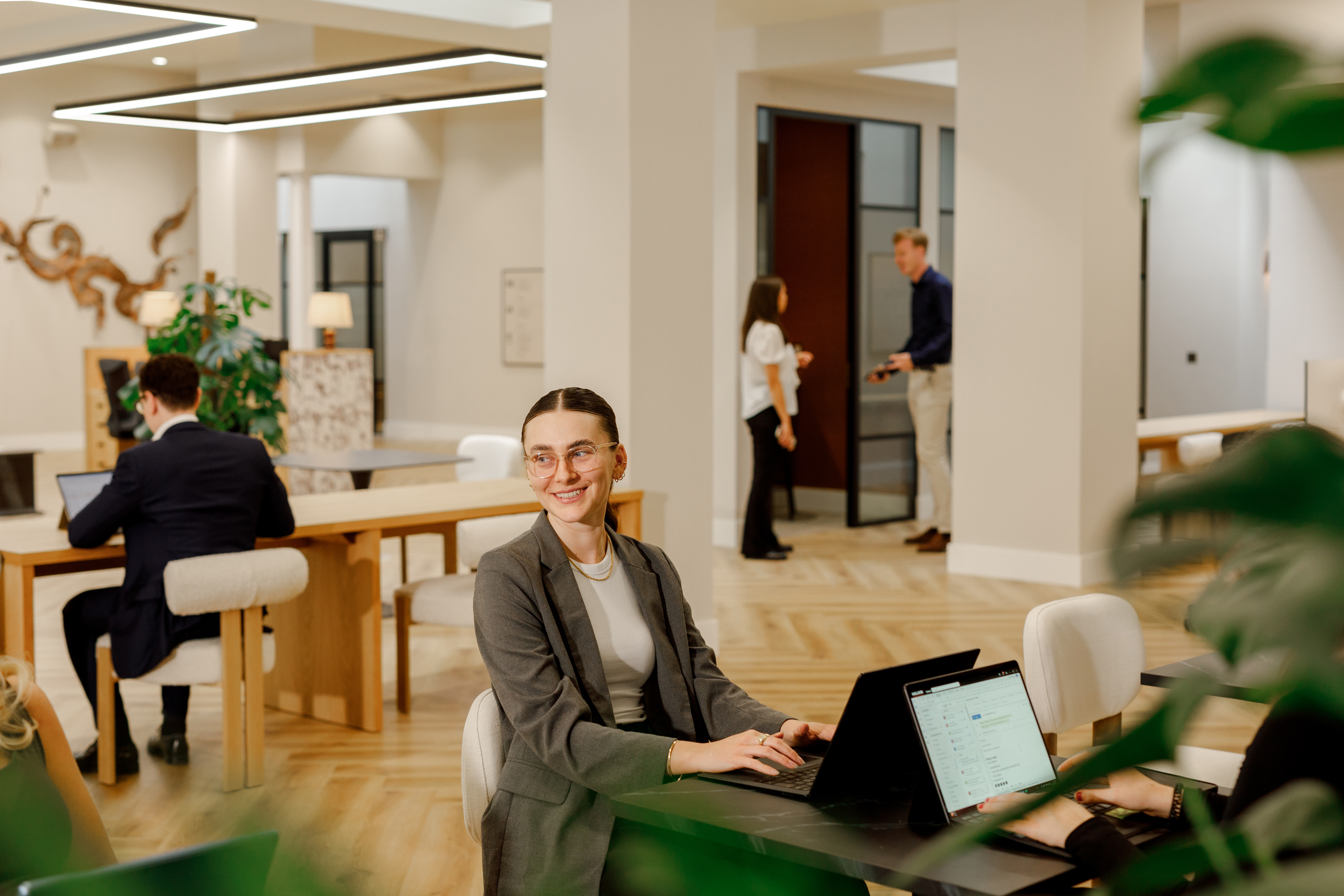 AI Adoption in UK Workplaces: Navigating the Complex Reality Beyond the Hype