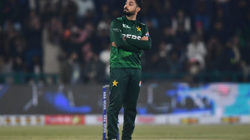 Breaking news concept with a globe and digital network connections, symbolizing global communication and information exchange