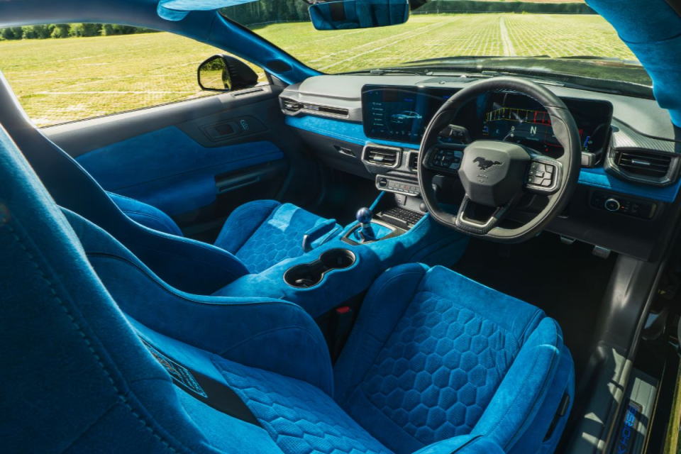 Breaking news headline with a generic placeholder image, featuring a blank space for potential article content or graphics